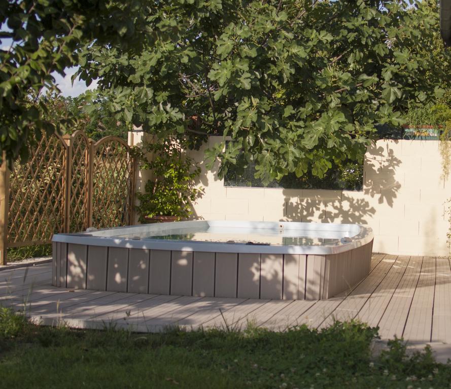 La Quercia E Il Gelso Bed and Breakfast Baricella Exteriör bild